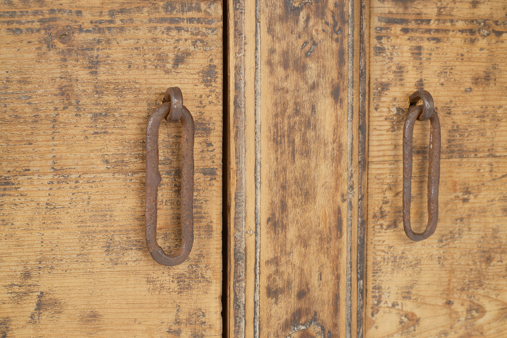 Reclaimed Elm Three Door Server