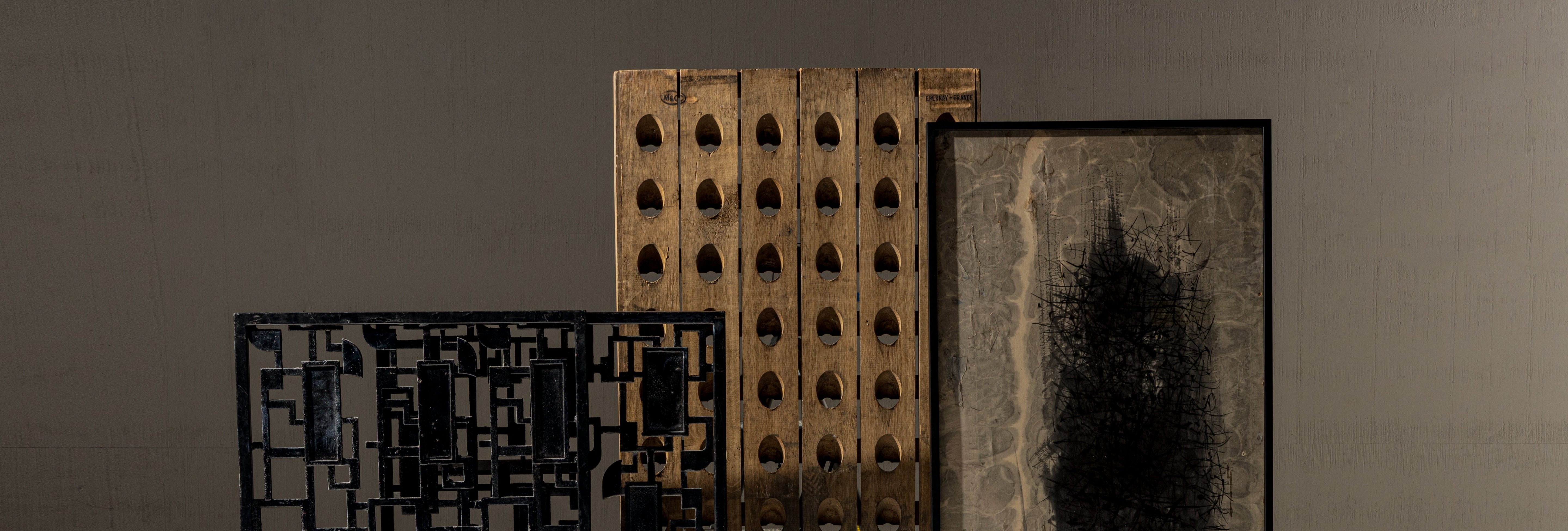 WALL DECOR