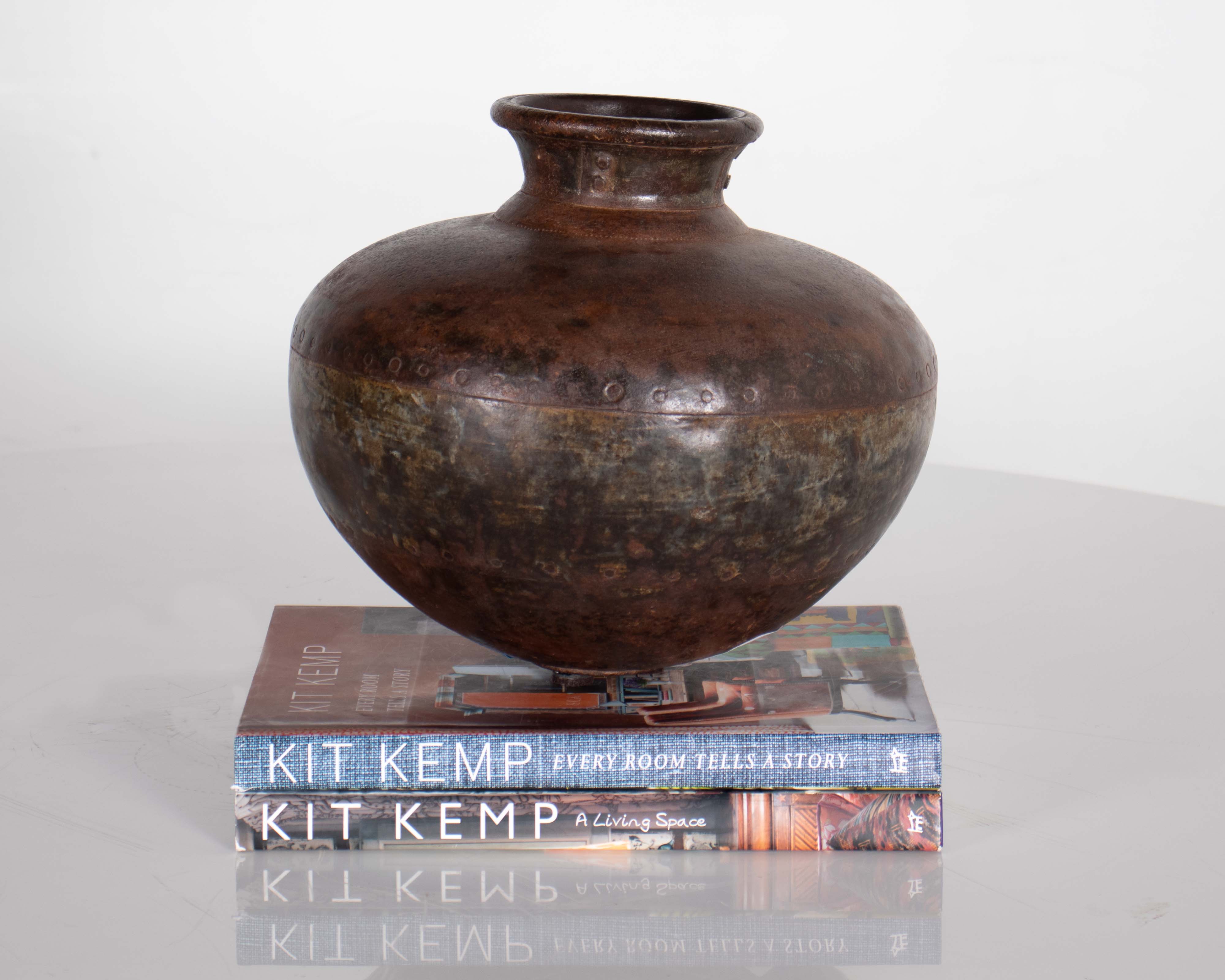 Metal Jar with Panel Design