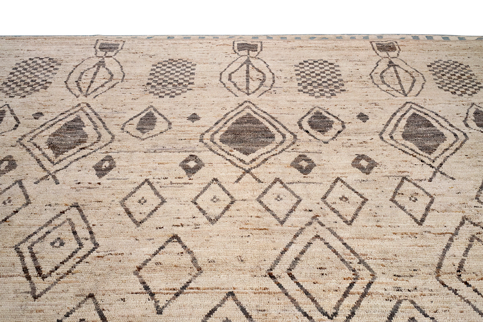 Wool Tulu Rug in Gray Diamond Pattern