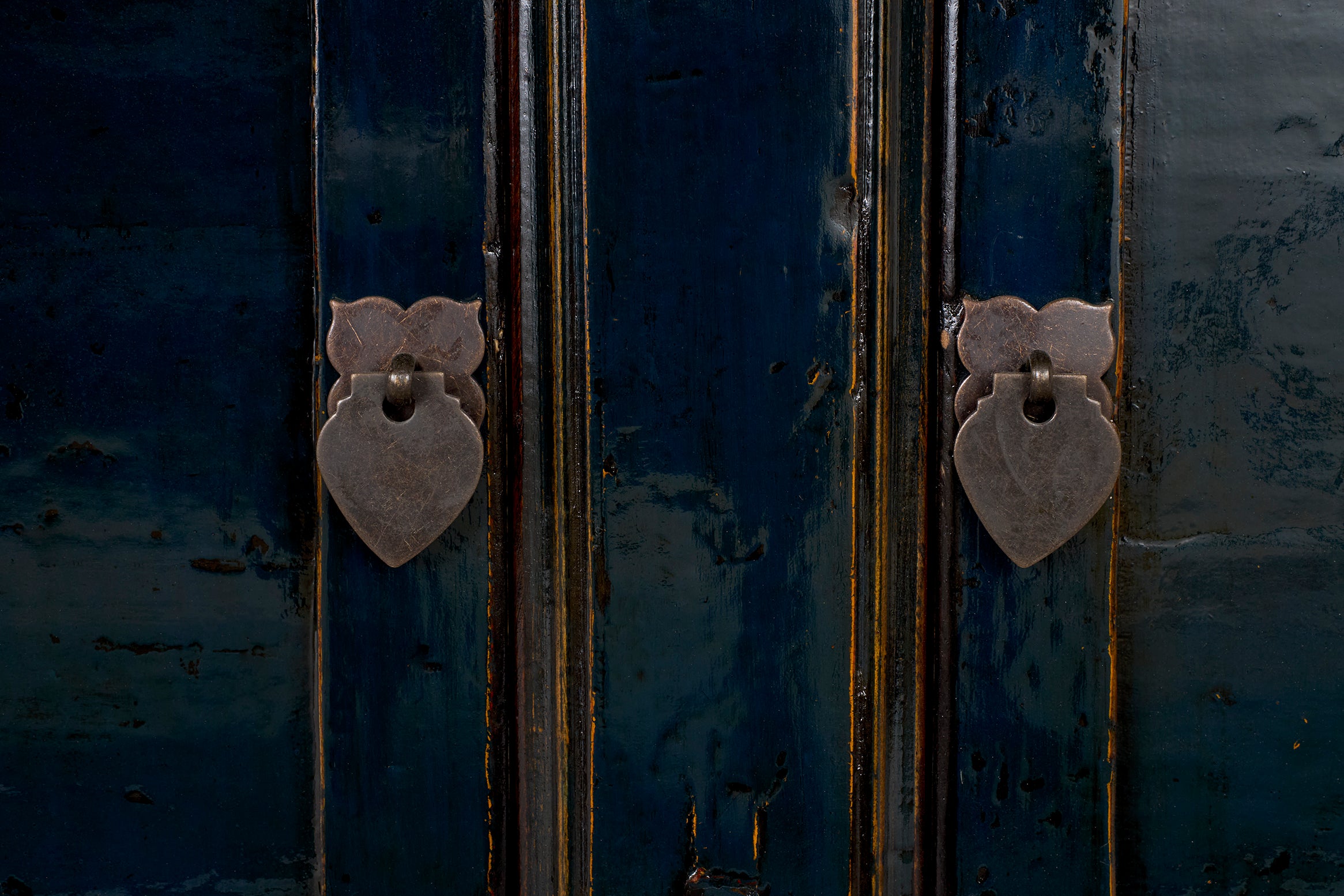 Blue Lacquer Server in Original Paint Patina