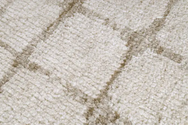 Turkish Tulu Wool Rug in Neutral Grid Pattern