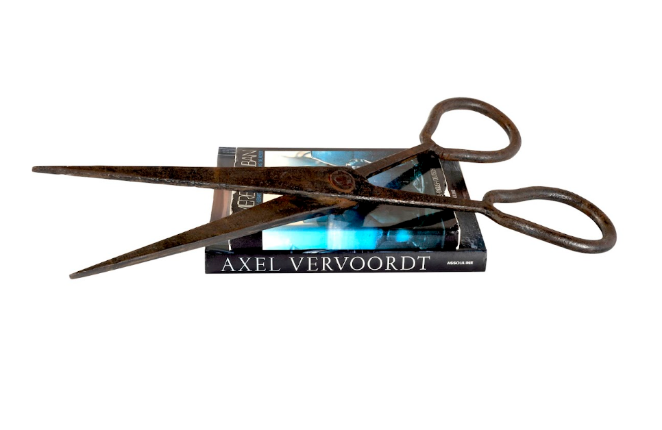 Vintage Cast Iron Scissors